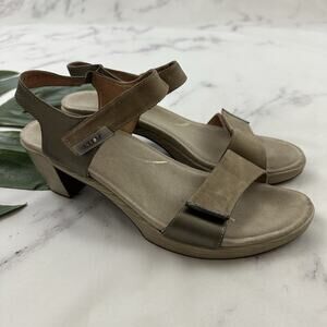Naot Womens Chunky Heel Sandals Size 41 Silver Gray Leather Comfort